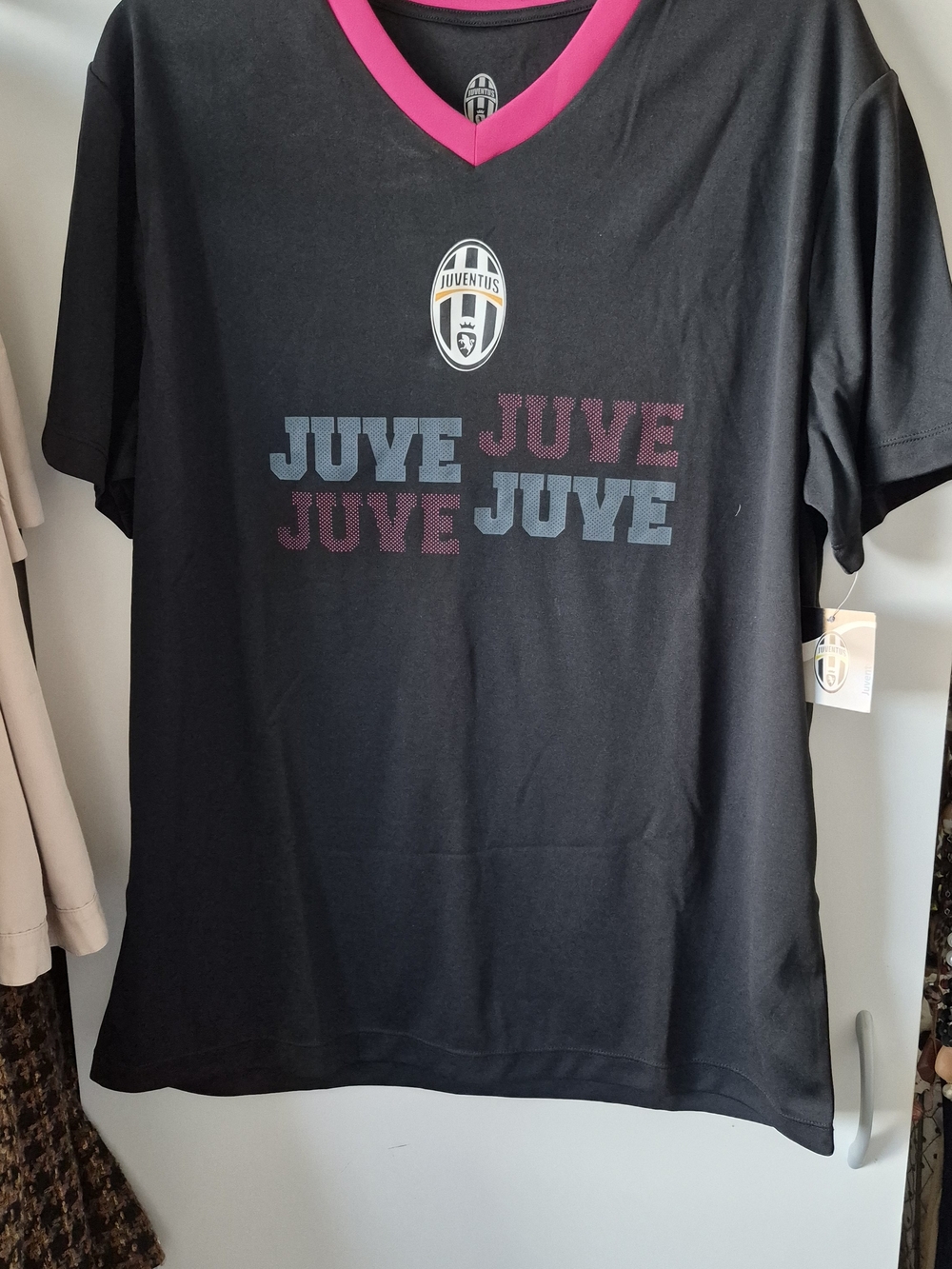 New Football Soccer Juventus V Neck Shirt Sz M & XL